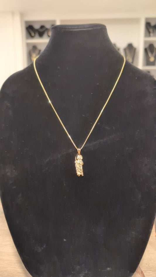 CADENA FINA ESLABON SERPENTINO CON DIJE DE JESUS CRISTO