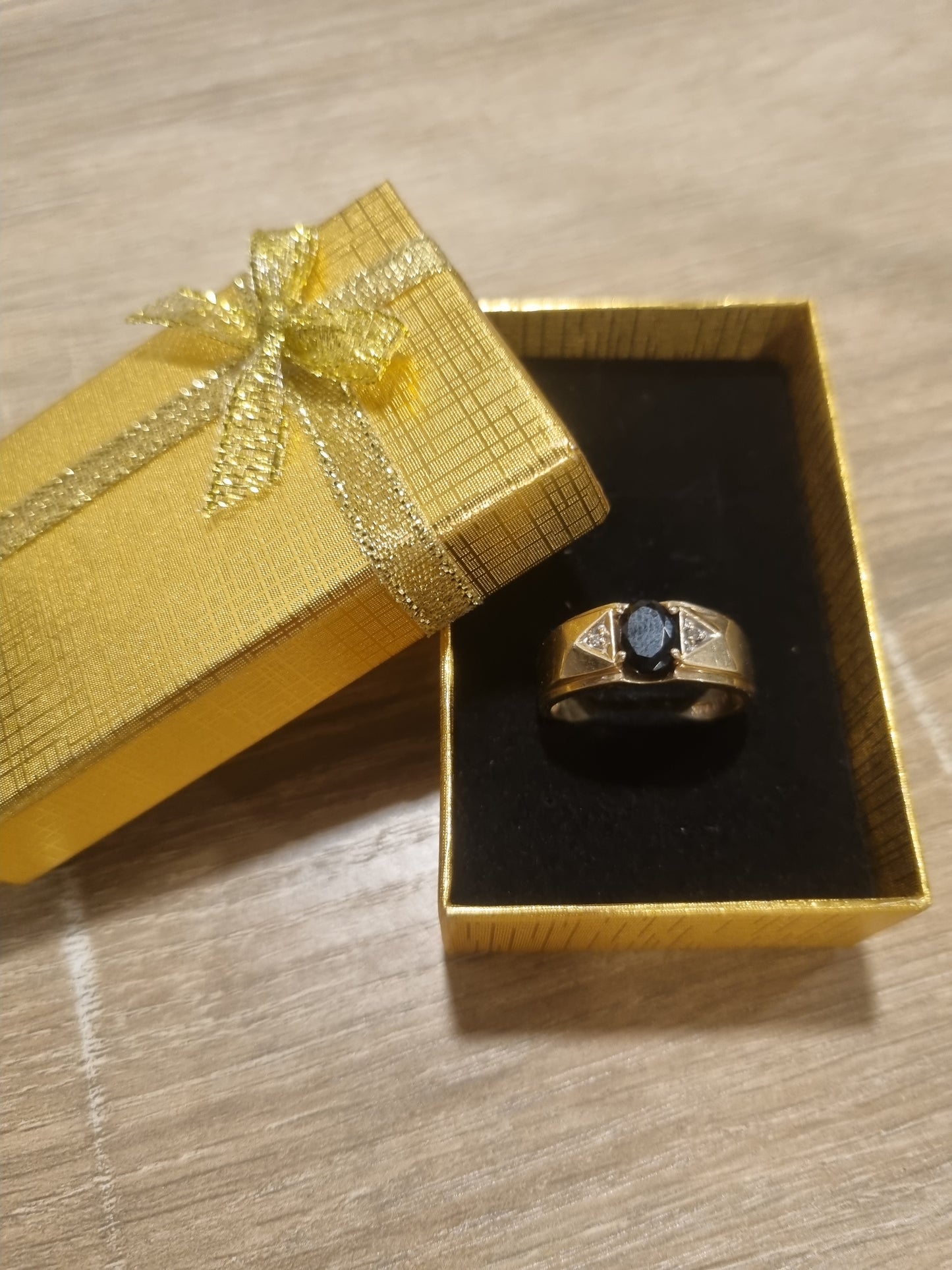 Anillo de onix 10K