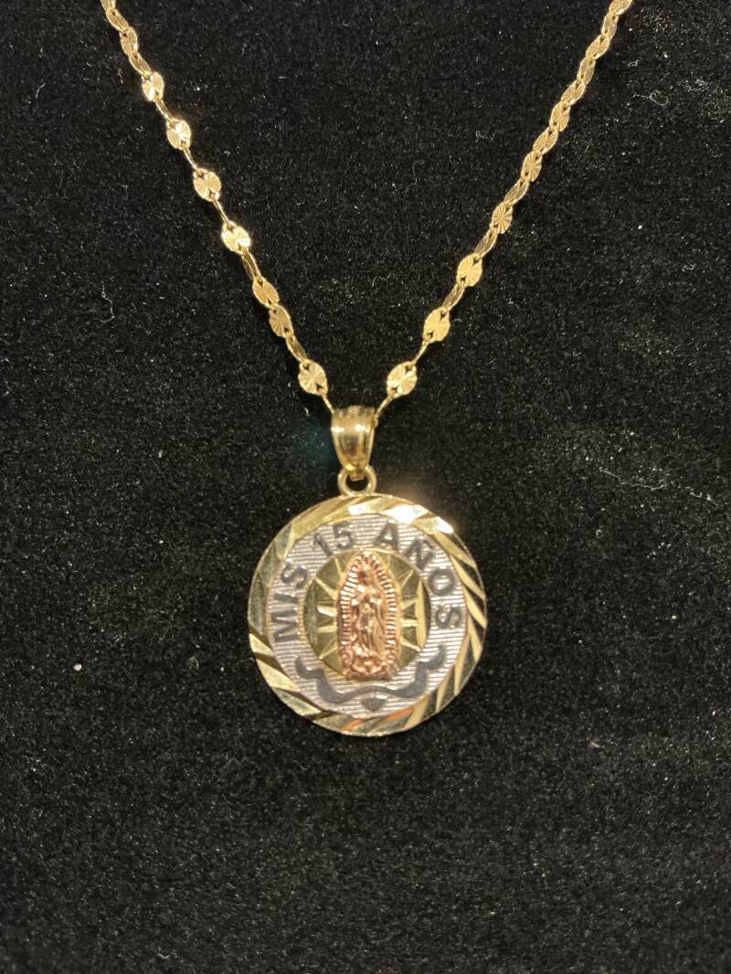 CADENA CON DIJE 15 AŃERA