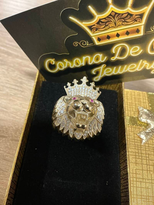 ANILLO EXÓTICO DE LEON